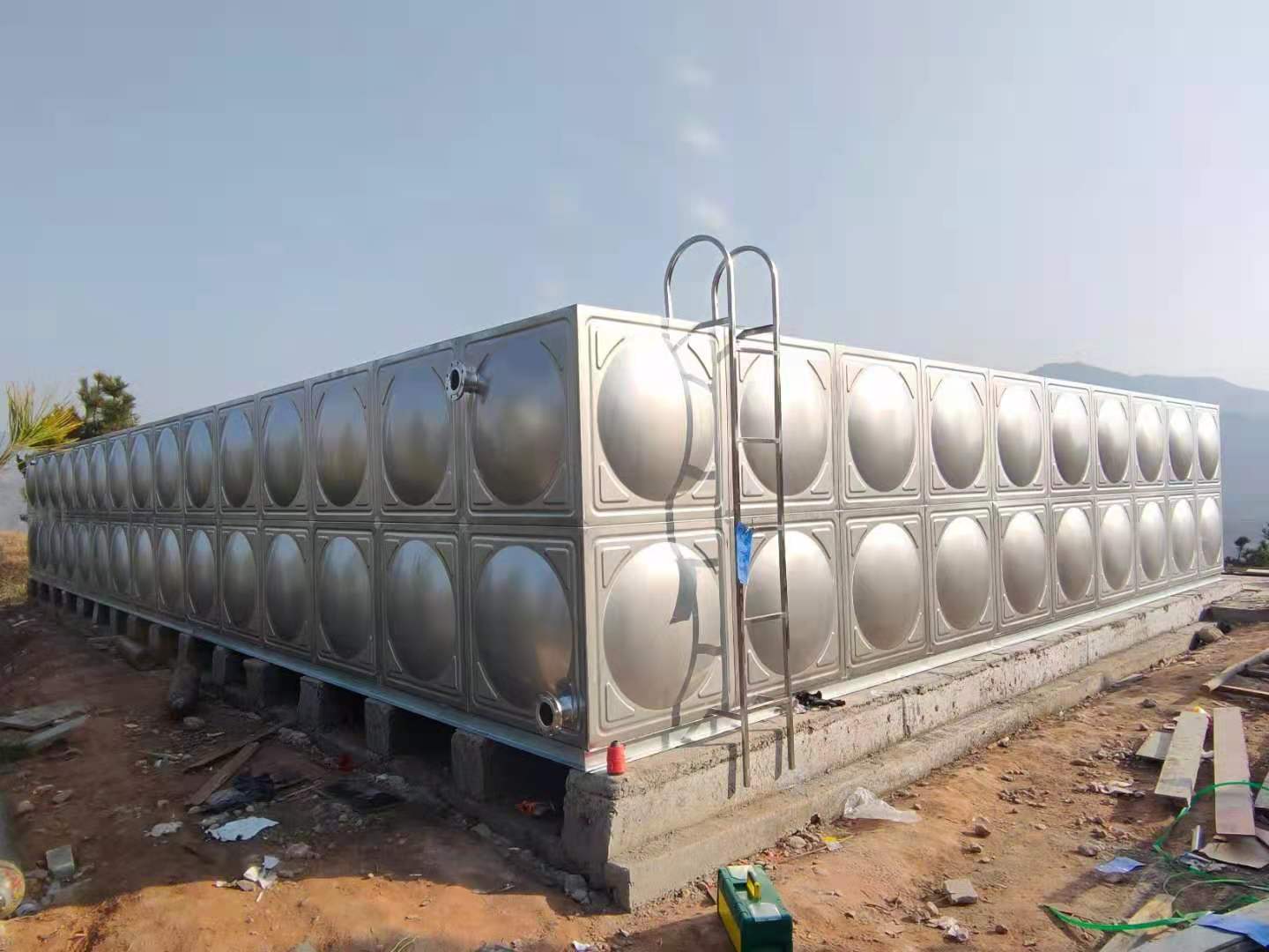 換熱站設備廠家分析真空鍋爐工作原理